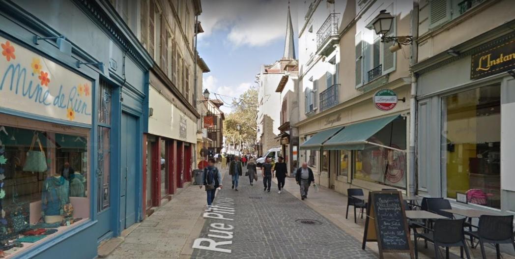 Appartement Avec Balneo Et Sauna Privatif - Le Rose Cuivre Troyes Exteriér fotografie